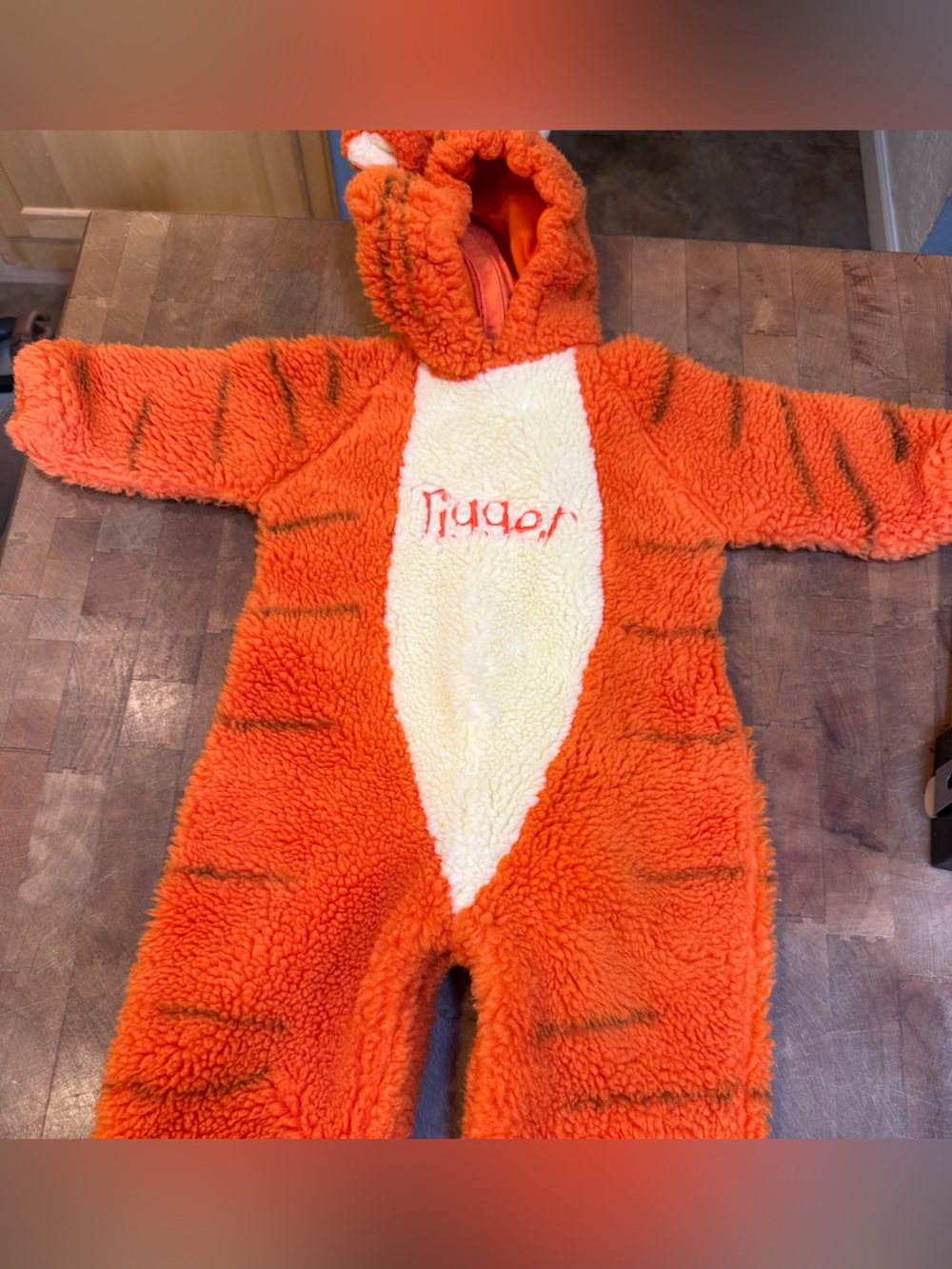 Vintage Y2K Disney Tigger Orange Plush Kids The Disney Store Sz 2T-4T